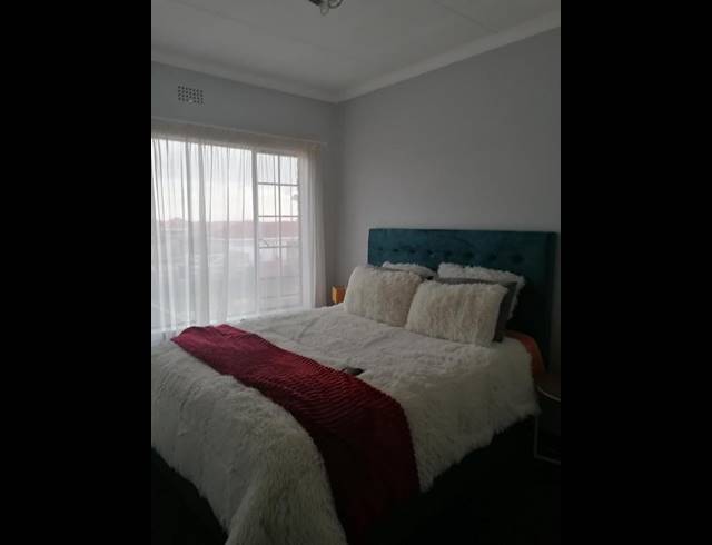 2 BEDROOM APARTMENT FOR SALE IN SONNEVELD